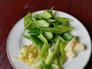 七白诸葛出装顺序攻略视频（掌握装备顺序，成为顶尖玩家！）